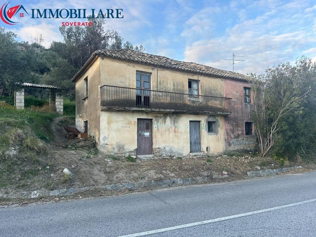 Rustico / casale a Satriano in Via Turriti - Foto 2
