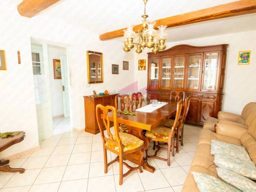 Appartamento a Ceneselli in Piazza Guglielmo Marconi, 407 - Foto 2