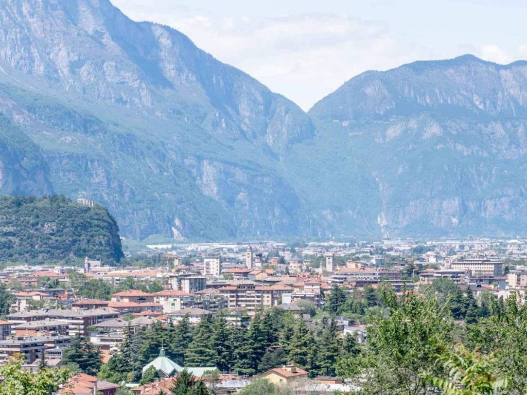 Palazzo / stabile a Trento in Via Emanuele Lanzerotti, 14 - Foto 5