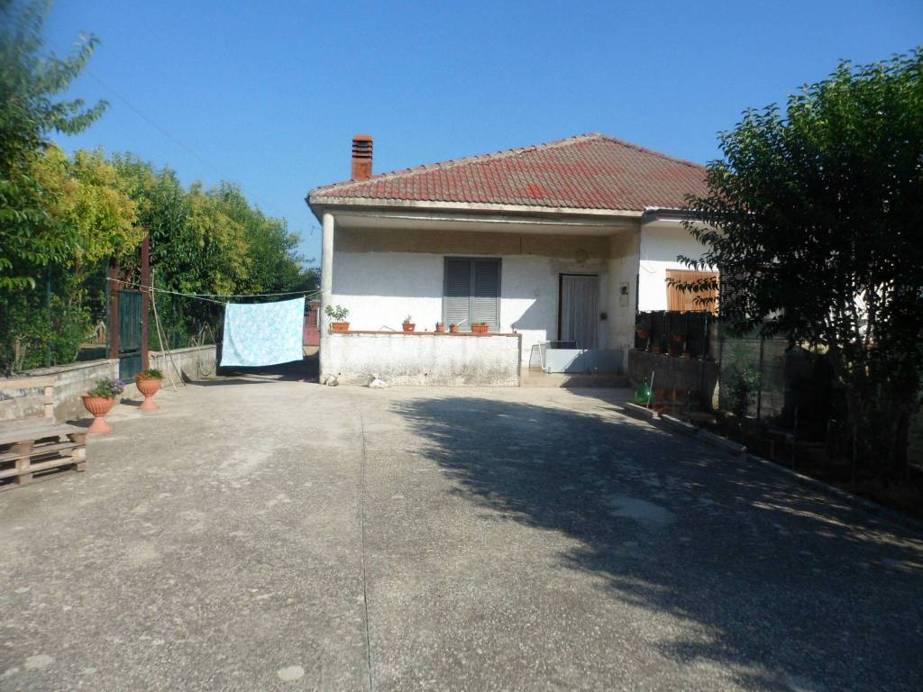 Villetta a schiera a Paolisi in Via Fievo - Foto 2