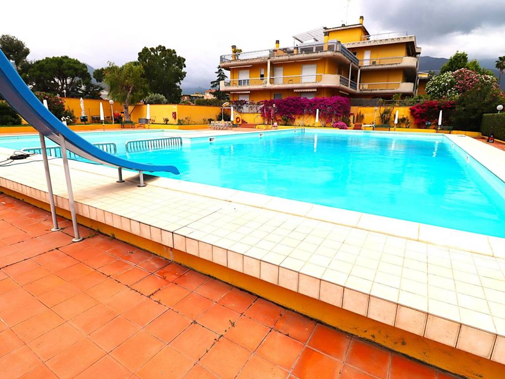 Appartamento a Loano in Via Amilcare Ponchielli, 2 - Foto 2