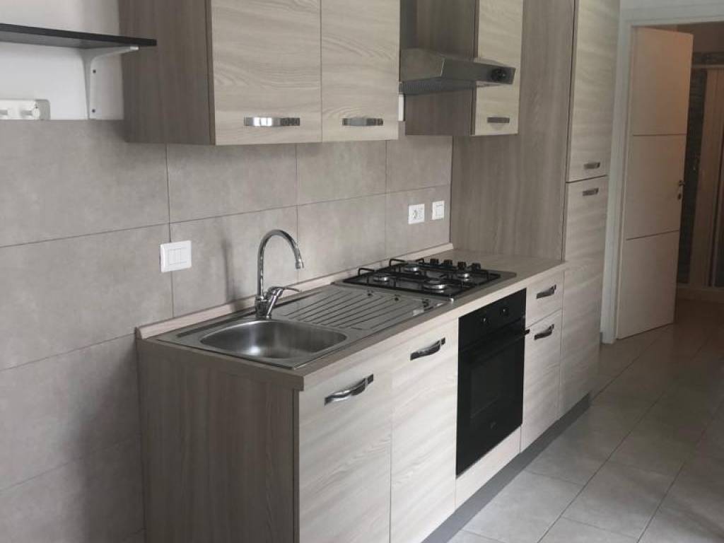 Appartamento a Frosinone in Via Mola Vecchia, 15 - Foto 2