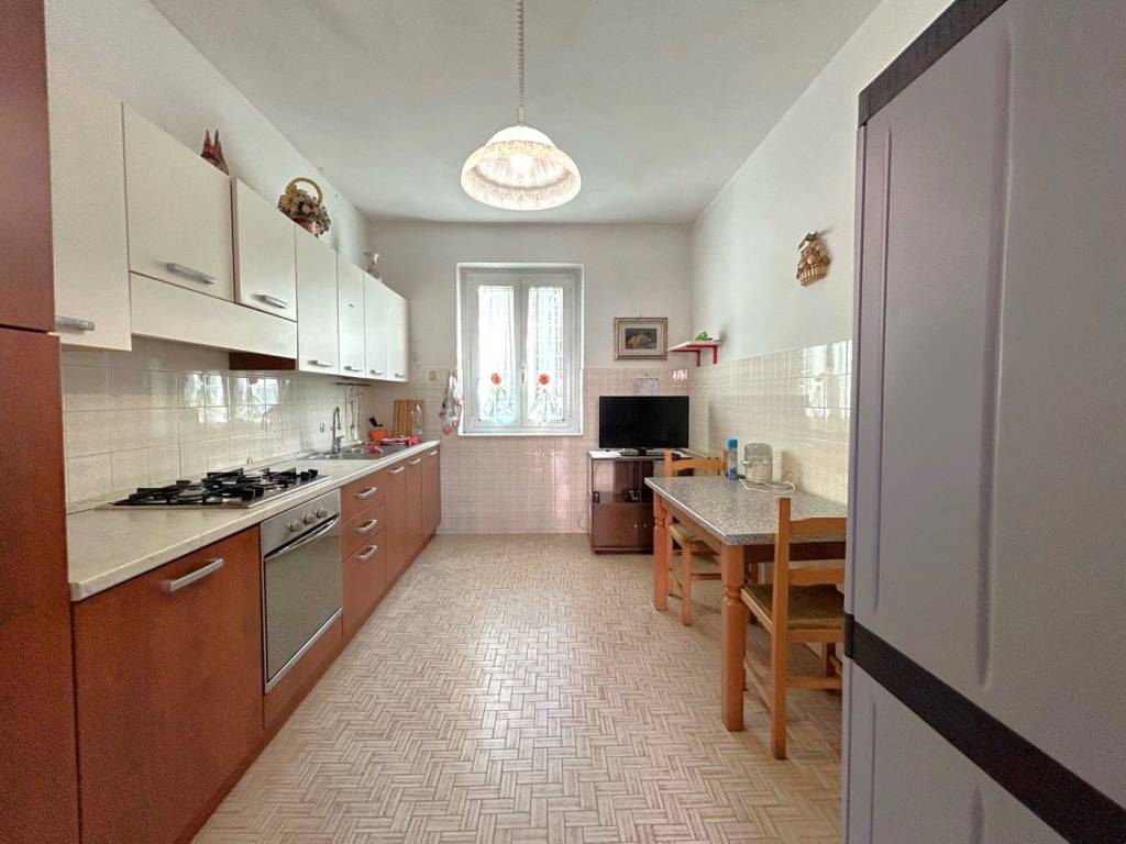 Casa indipendente a Castelnuovo magra in Via Canaletto, 14 - Foto 4