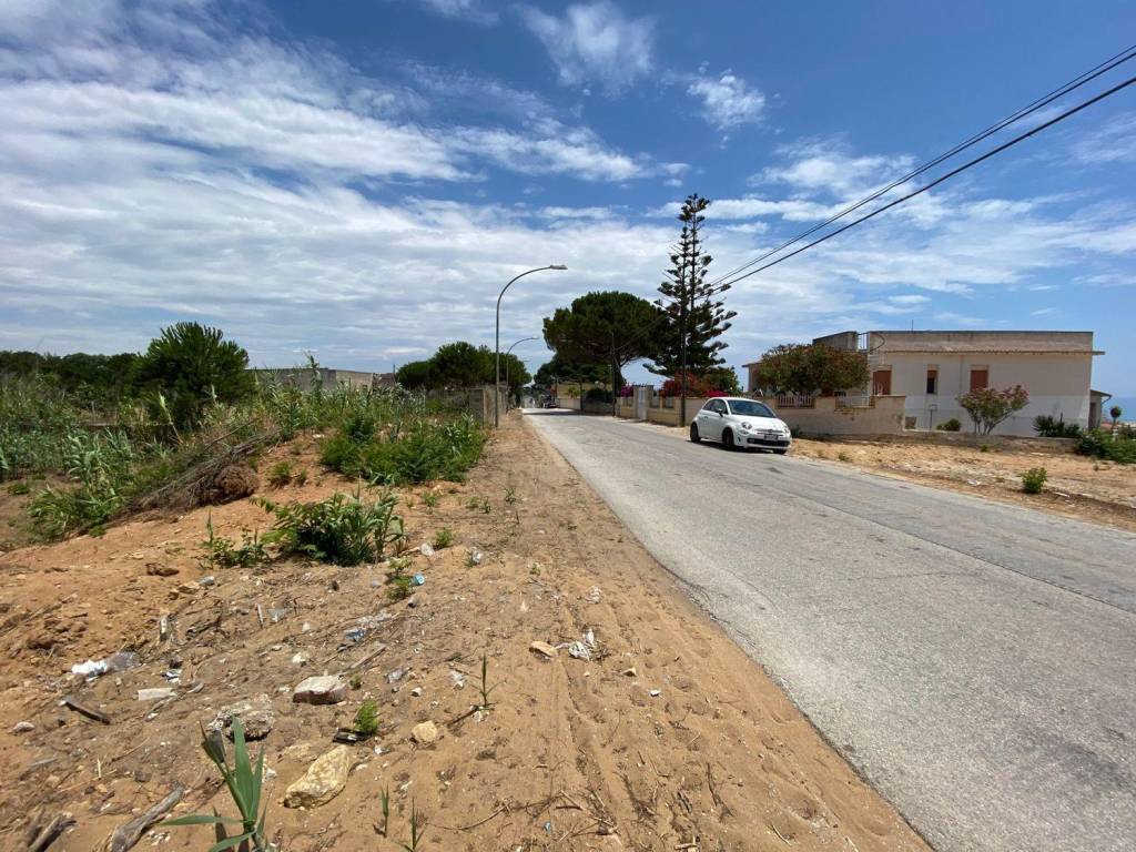 Terreno a Castelvetrano in Via del Mediterraneo s.n.c - Foto 3