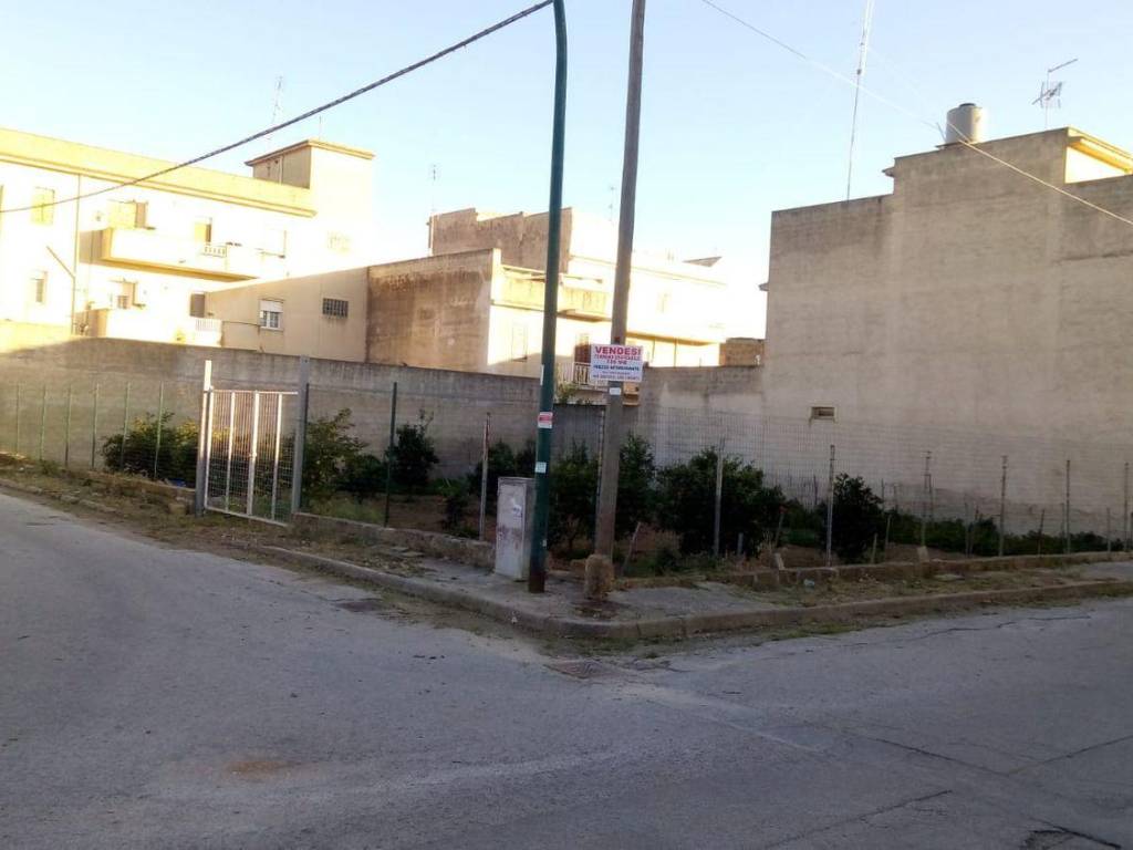 Terreno a Castelvetrano in Via Pignatelli Aragona s.n.c - Foto 4
