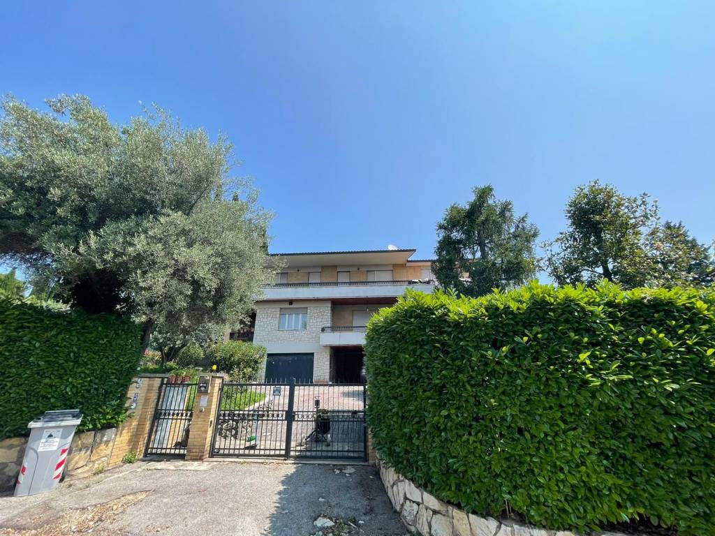 Villa a Perugia in Strada Santa Lucia - Foto 2