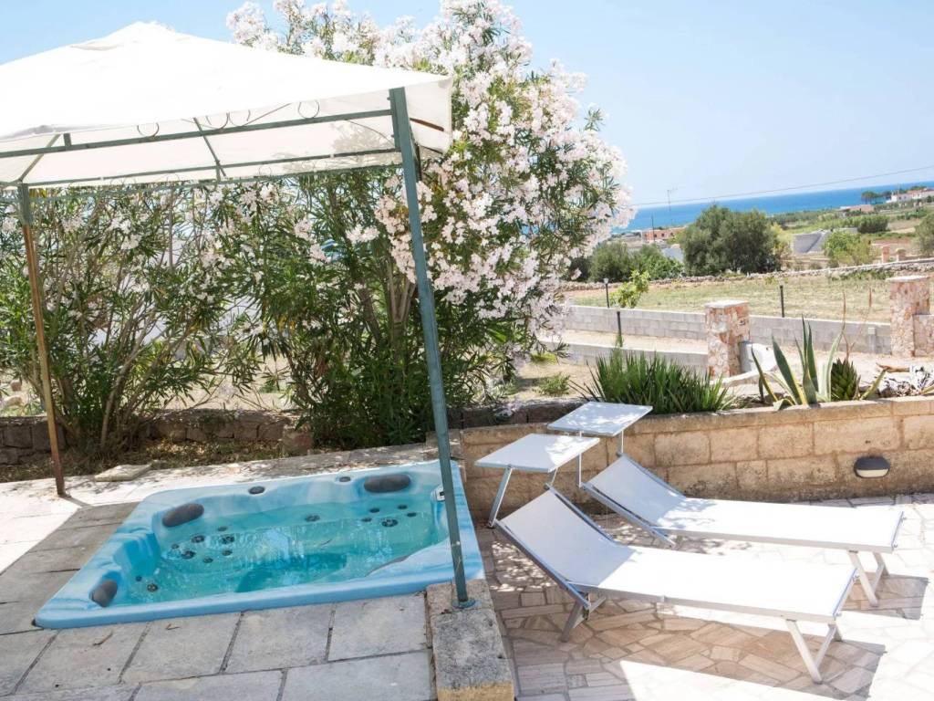 Villa a Salve in Strada Provinciale 339, - Foto 2