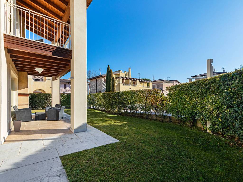 Villa a Manerba del garda in Via Pieve vecchia, 31 - Foto 4