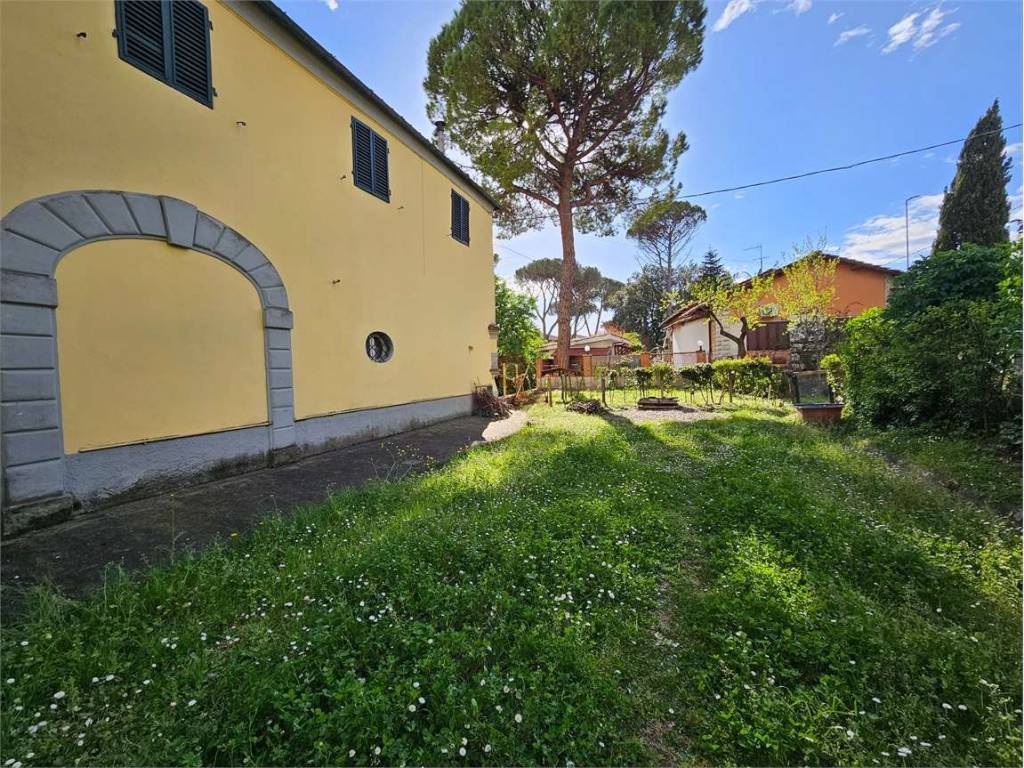 Casa indipendente a Buggiano in Via lucchese bugiano, 54 - Foto 3