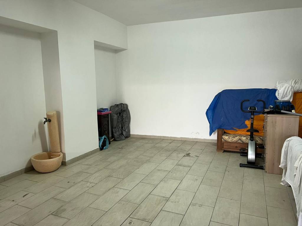 Box / garage a Catanzaro in Via Ettore Vitale - Foto 3