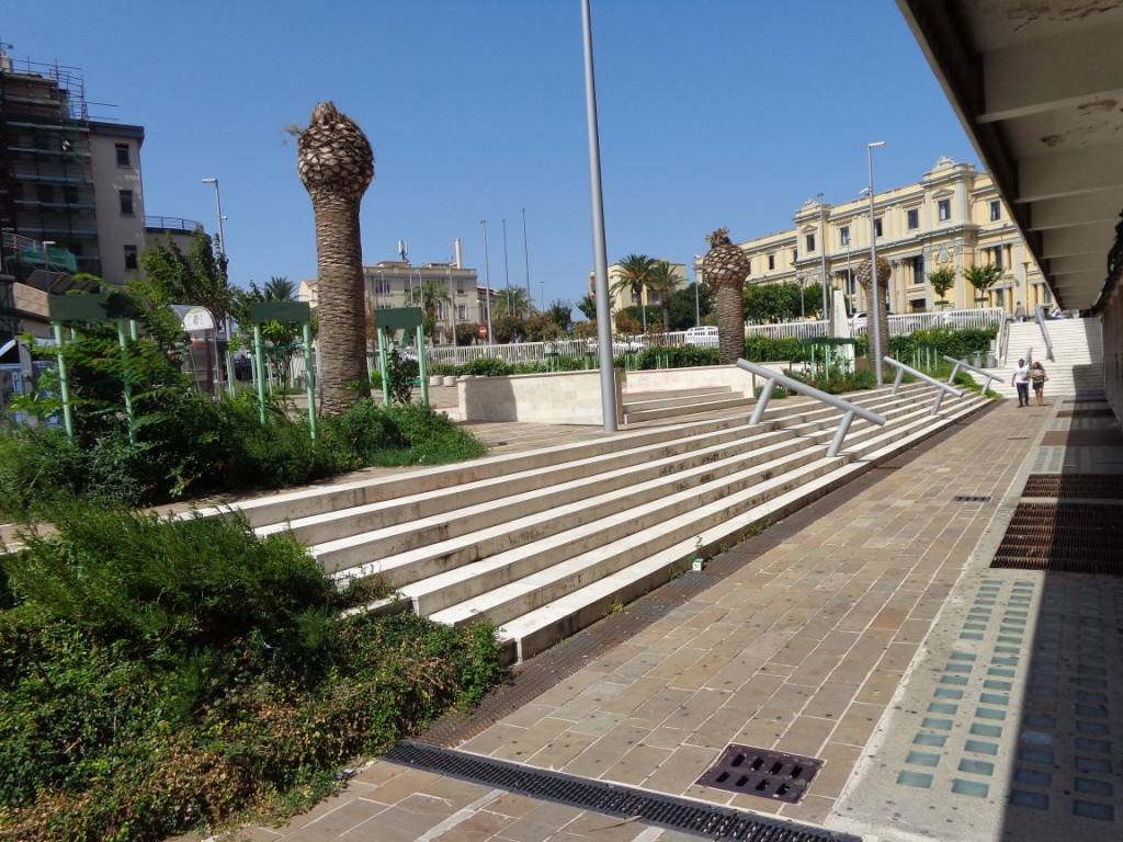 Immobile a Catanzaro in Piazza Matteotti - Foto 4