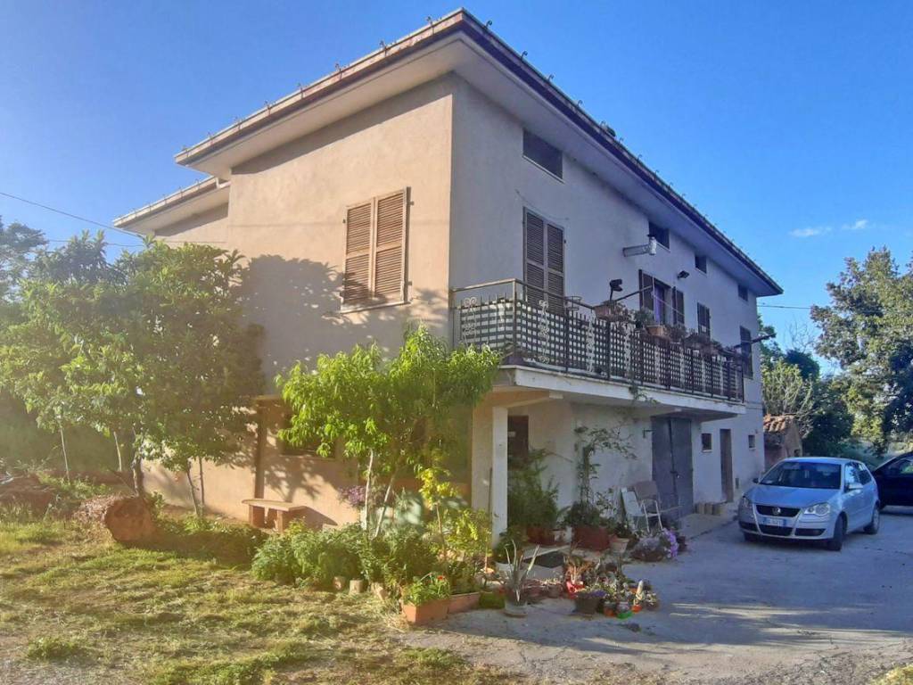 Villa a Monteleone di fermo in Contrada colle - Foto 3