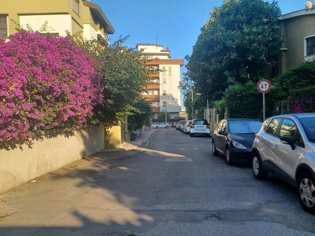 Box / garage a Cagliari in Via Francesco Guicciardini - Foto 4