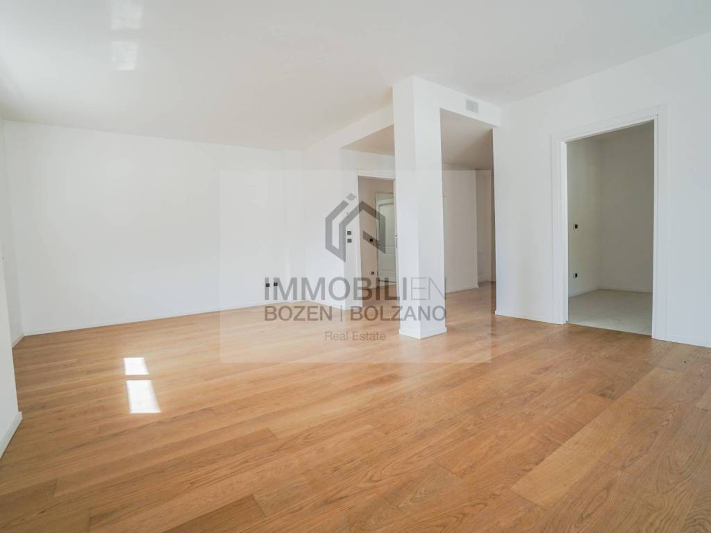 Appartamento a Bolzano in Via Renon, 12 - Foto 2