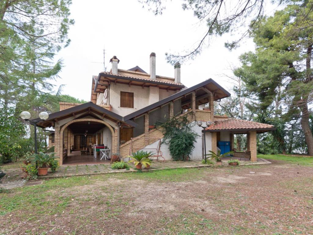 Villa a Pianella in Contrada Collalto - Foto 4
