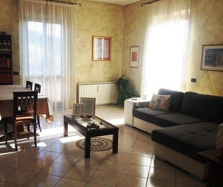 Appartamento a Torgiano in Via E. Trascurati - Foto 2