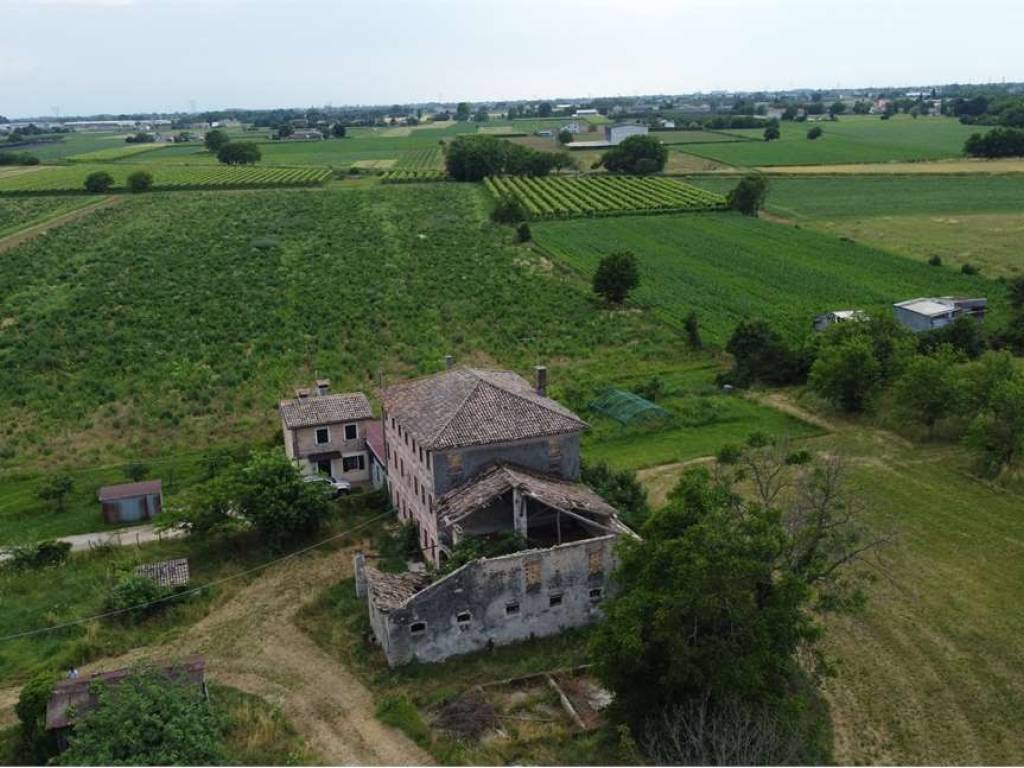 Rustico / casale a Giavera del montello in Schiavonesca - Foto 4