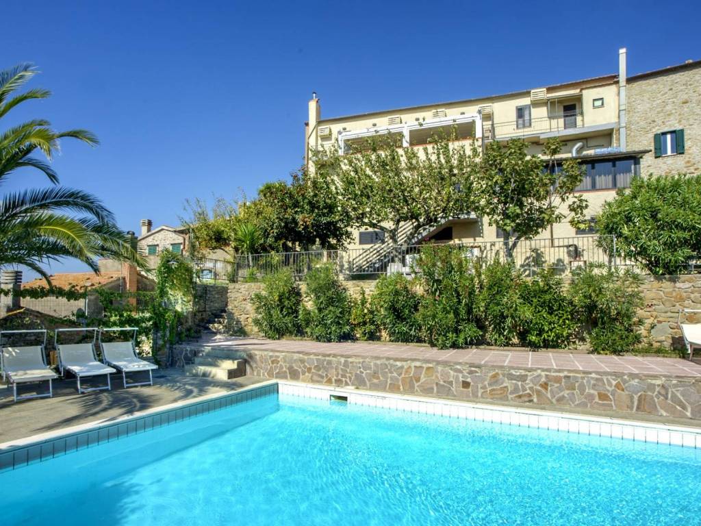 Palazzo / stabile a Castiglione della pescaia in Piazza Stefani, 12 - Foto 4