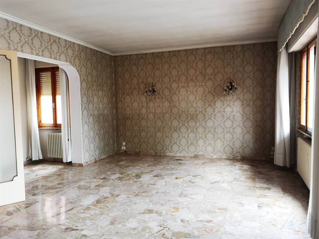 Appartamento a Poggibonsi in Via Ferdinando Bruschettini - Foto 2