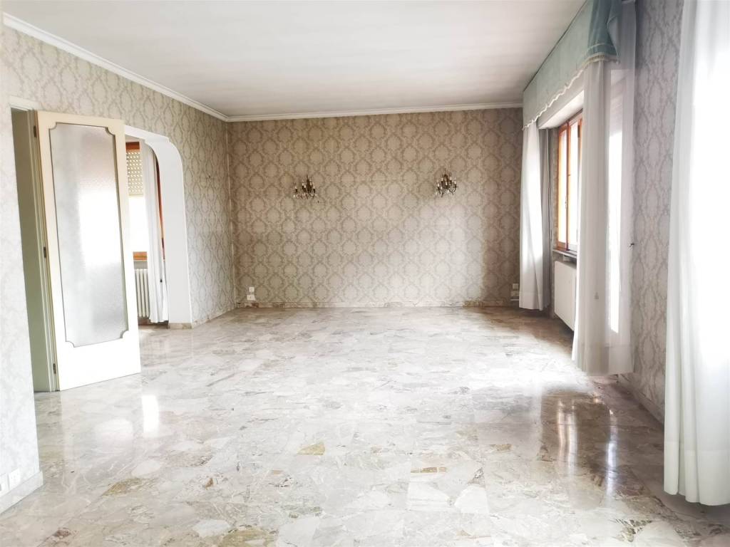 Appartamento a Poggibonsi in Via Ferdinando Bruschettini - Foto 4