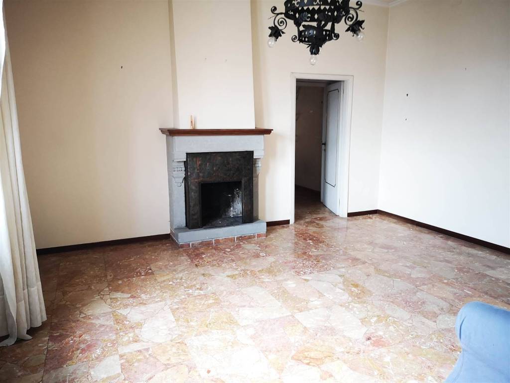 Appartamento a Poggibonsi in Via Ferdinando Bruschettini - Foto 5