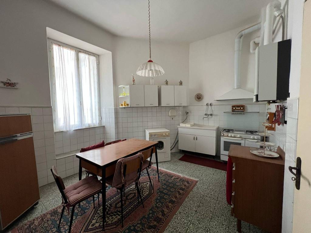 Appartamento a Diano castello in Via Martiri della Libertà, 31 - Foto 5