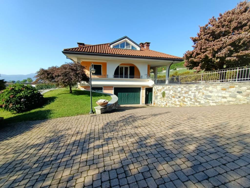 Villa a Arizzano in Via Meschiavino - Foto 2