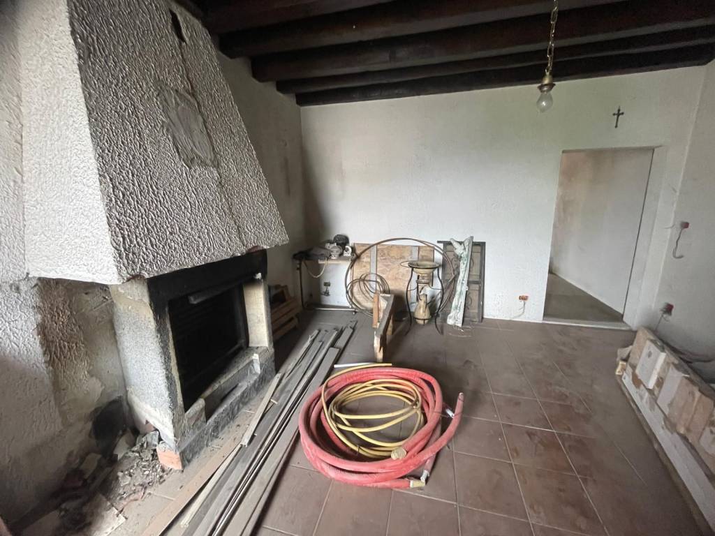 Casa indipendente a Erbè - Foto 5