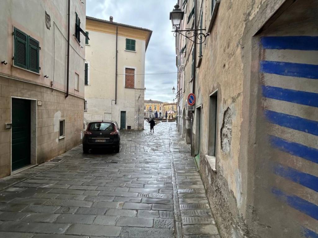 Immobile a Sarzana in Piazza Giacomo Matteotti - Foto 4