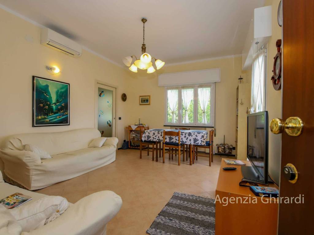 Appartamento a Albissola marina in via Jacopo della Quercia 15 - Foto 5