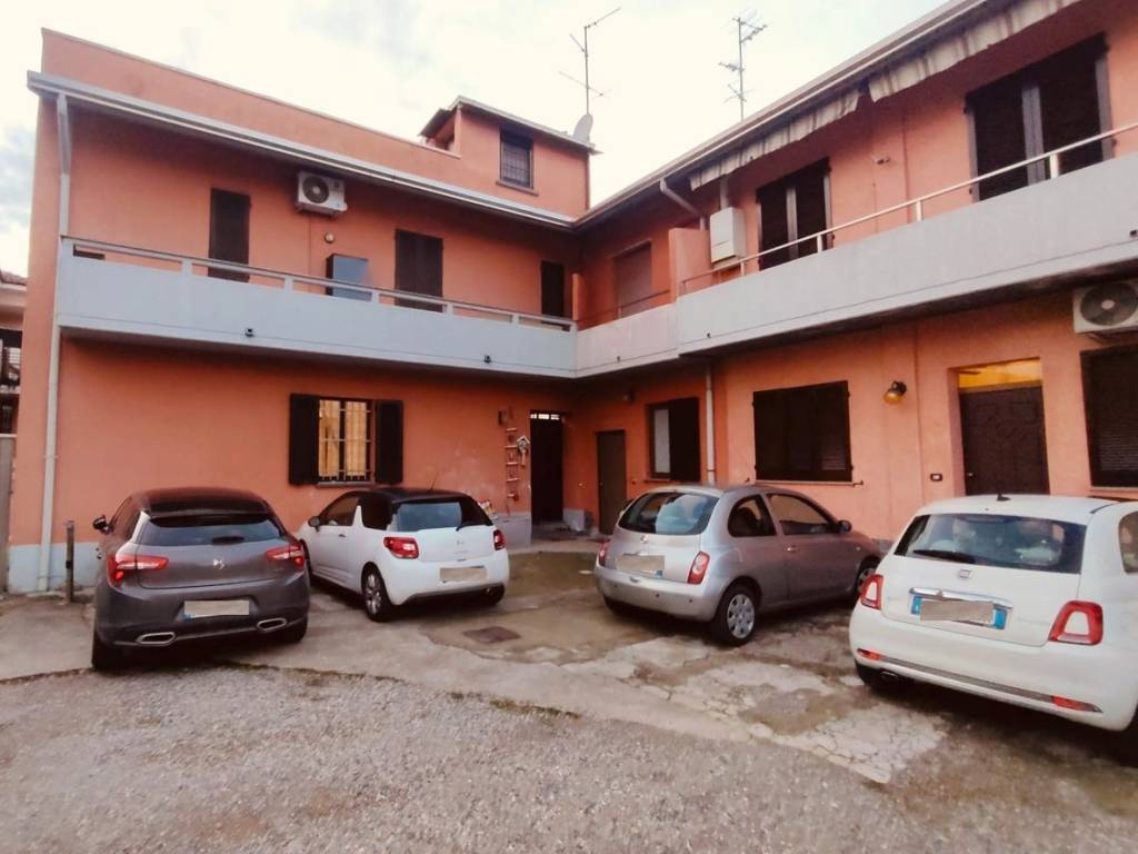 Casa indipendente a Uboldo in Via Portiola - Foto 3