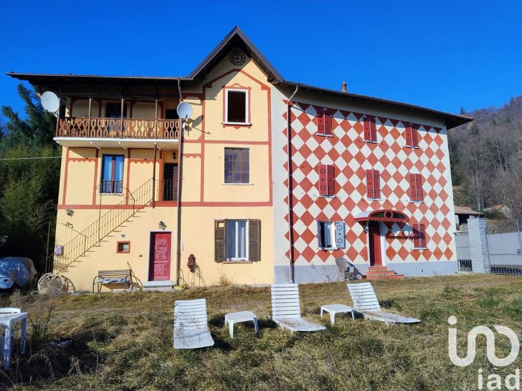 Villa a Cambiasca in Via PER MIAZZINA, 20 - Foto 2
