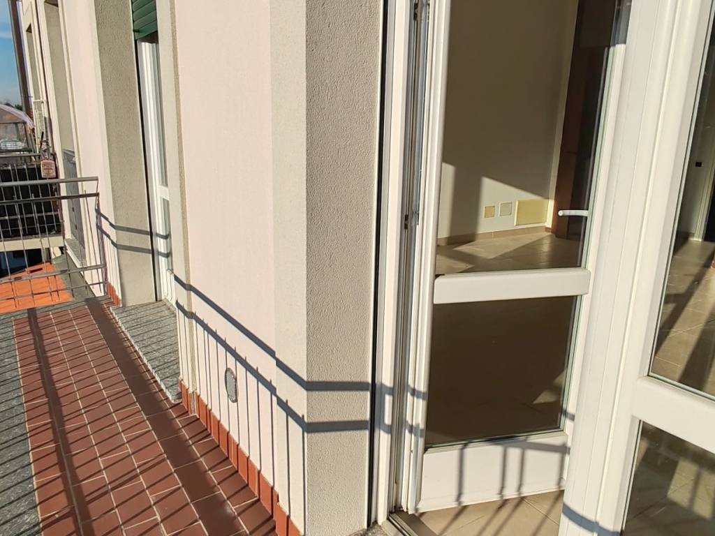 Appartamento a Gorla maggiore in Via Roma, 11 - Foto 3