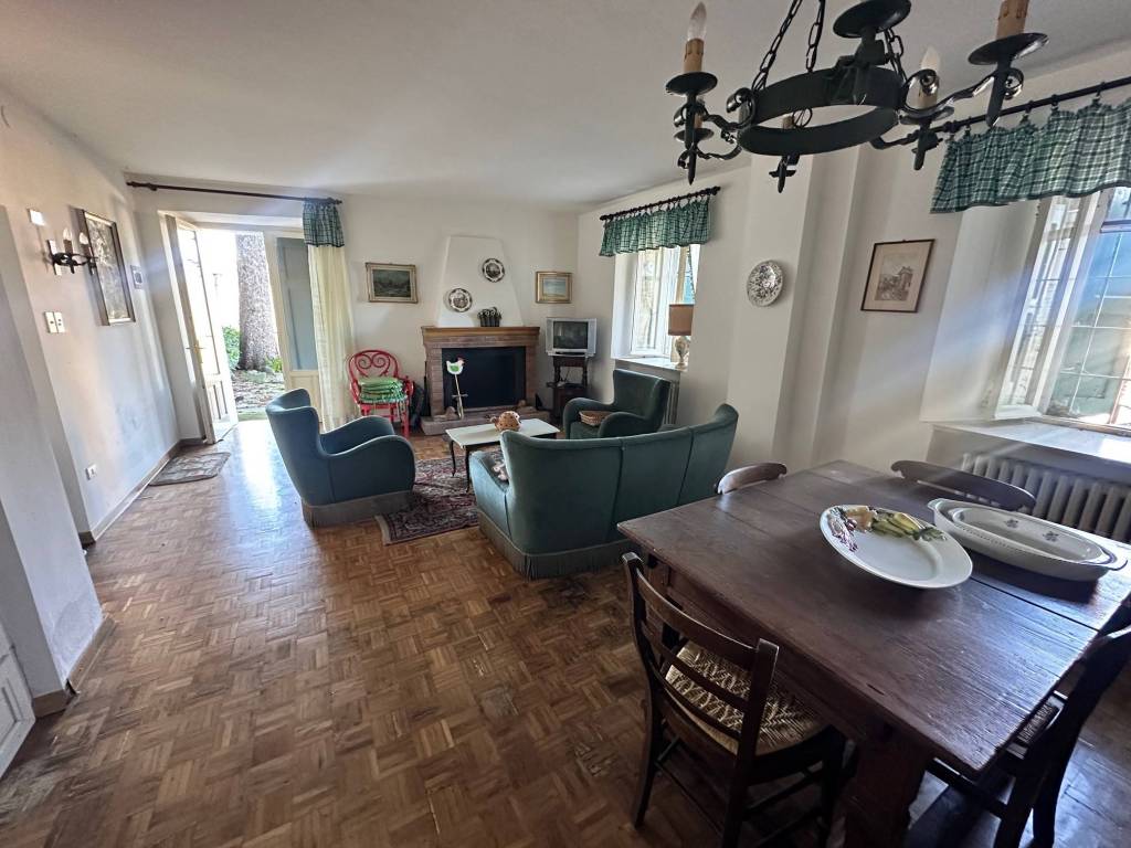 Casa indipendente a Tizzano val parma in Località Albazzano - Foto 4