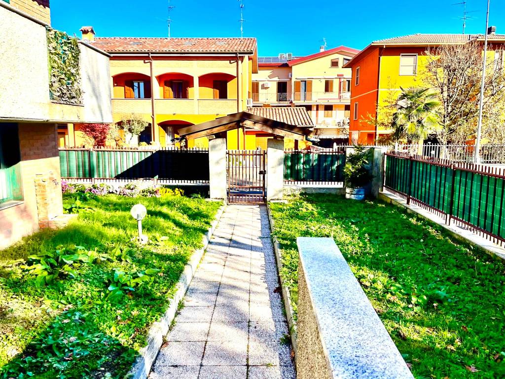 Appartamento a Valera fratta in Via Salvatore Quasimodo, 4 - Foto 5