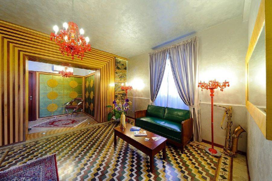 Palazzo / stabile a Milazzo in VIA FULCI, 141 - Foto 2