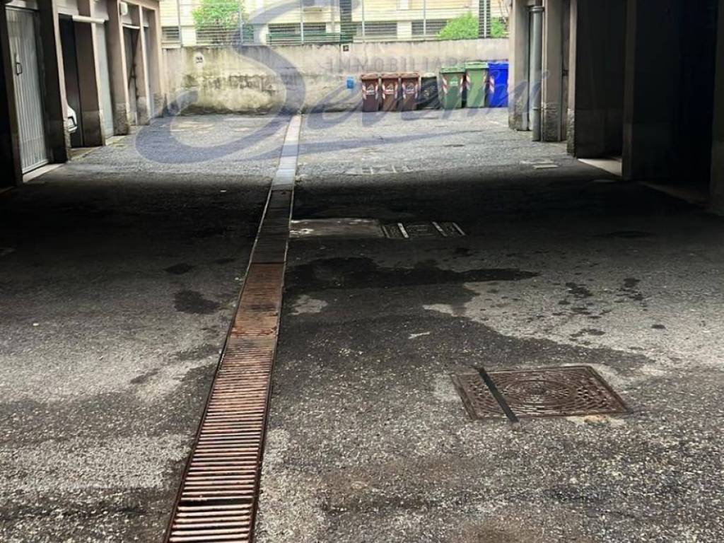 Box / garage a Como in Viale Varese, 79 - Foto 2