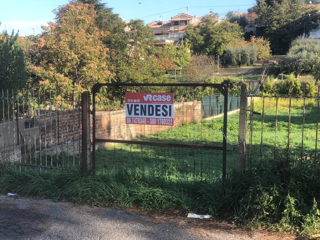 Terreno a Frascati in Via Macchia dello Sterparo - Foto 1
