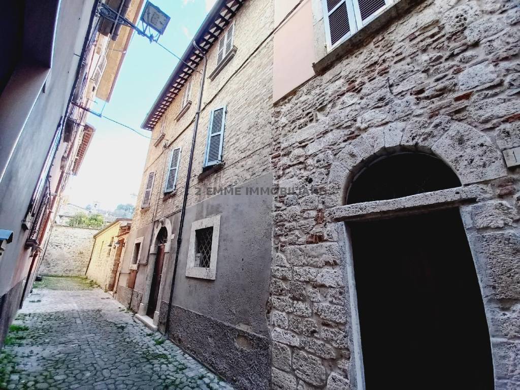 Appartamento a Ascoli piceno in RUA SANT''EMIDIO 17 - Foto 2