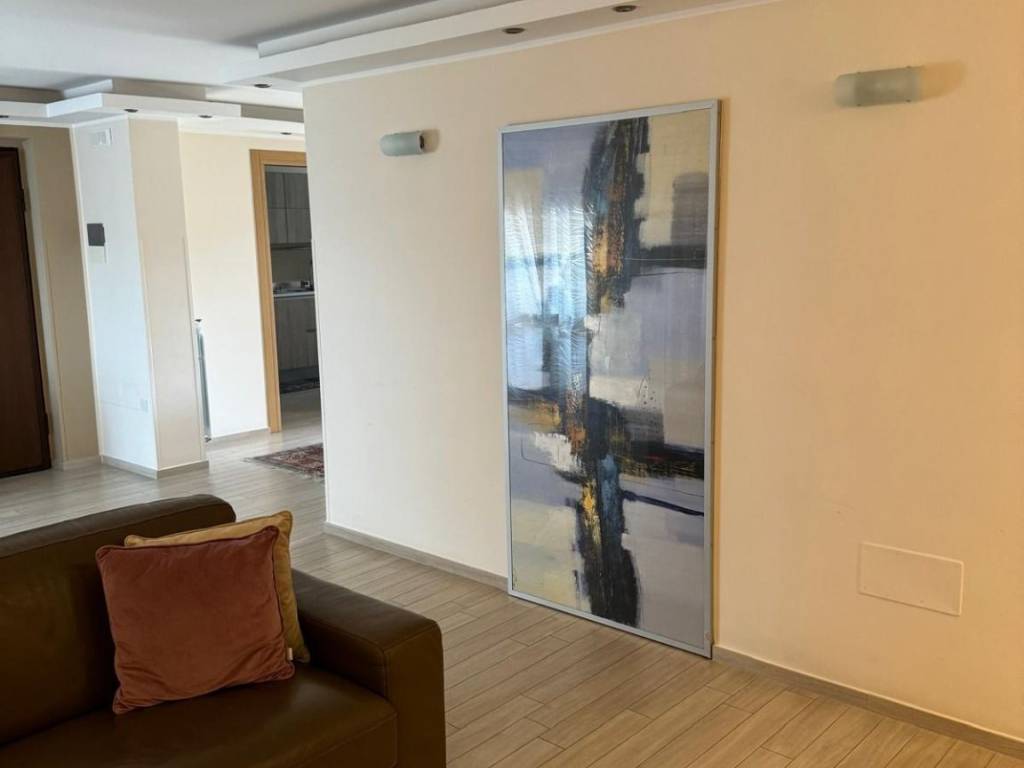 Attico / mansarda a Crotone in Via Principato di Monaco, 3 - Foto 5