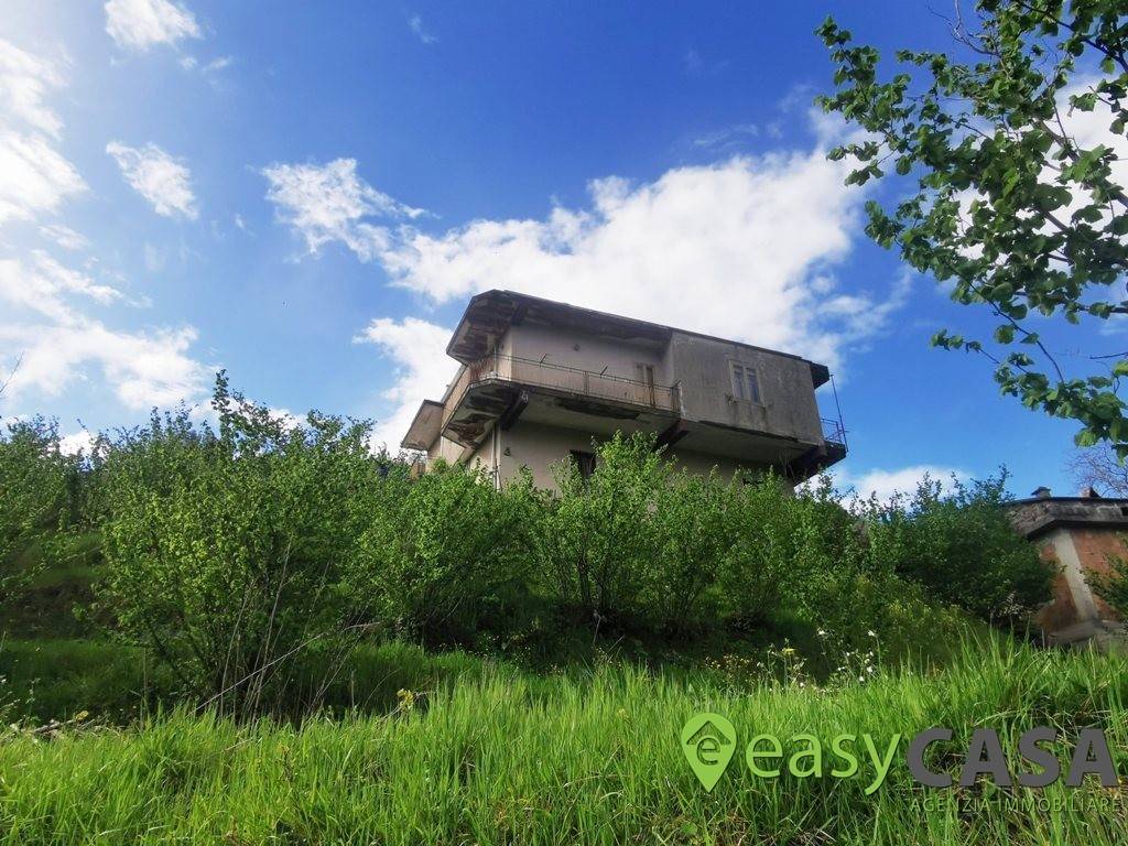 Villa a Montecorvino rovella in Strada Comunale Occiano Rovella, 30 - Foto 2