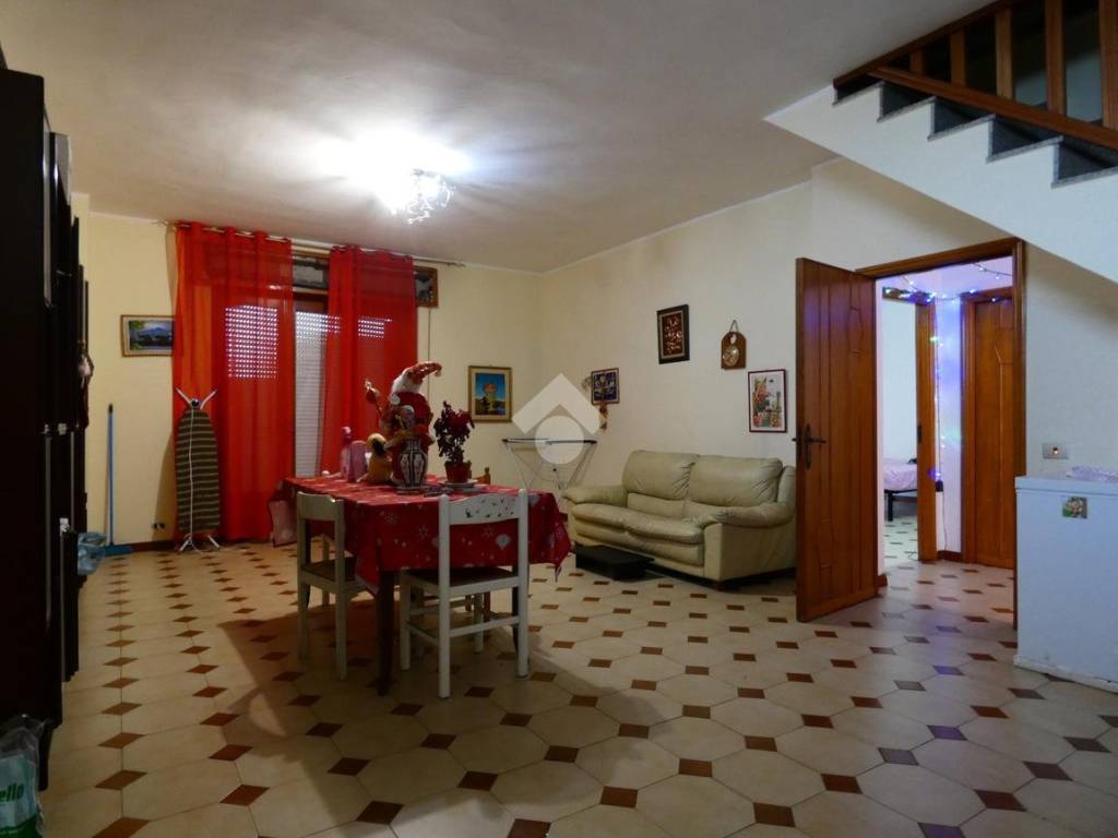 Appartamento a Scanzano jonico in VIA SINNI, 3 - Foto 4