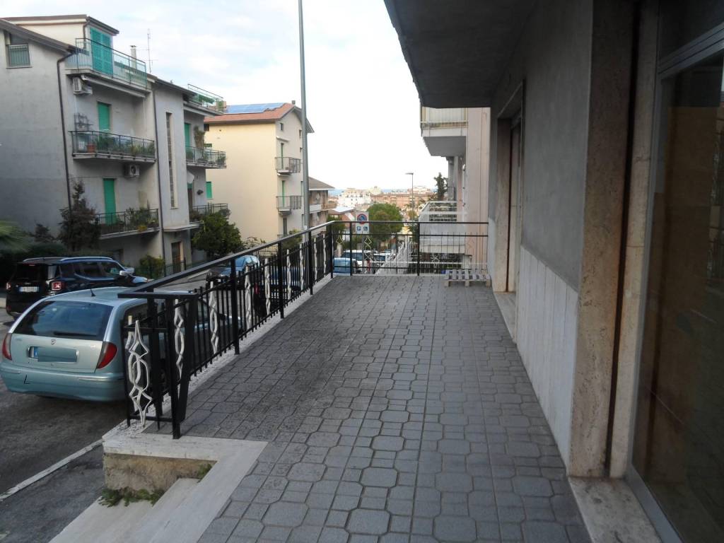 Appartamento a San benedetto del tronto in Via Santa Lucia - Foto 2
