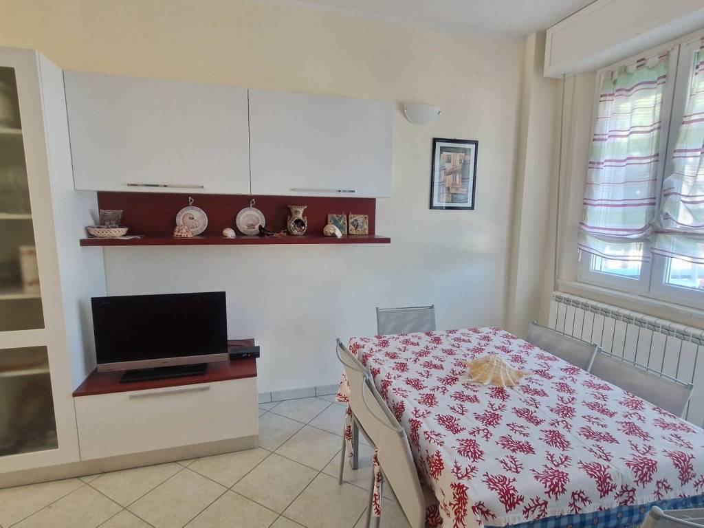 Appartamento a Comacchio in Viale Giosuè Carducci, 97 - Foto 3