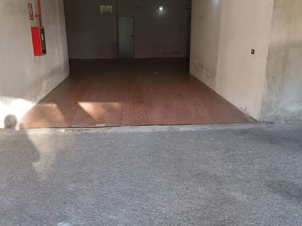 Box / garage a Genova in Via Emilio Salgari - Foto 4