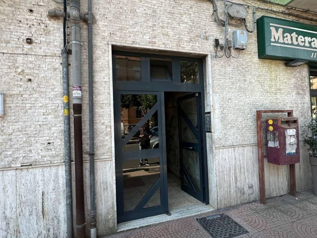 Appartamento a Taranto in Via Cesare Battisti, 384 - Foto 2