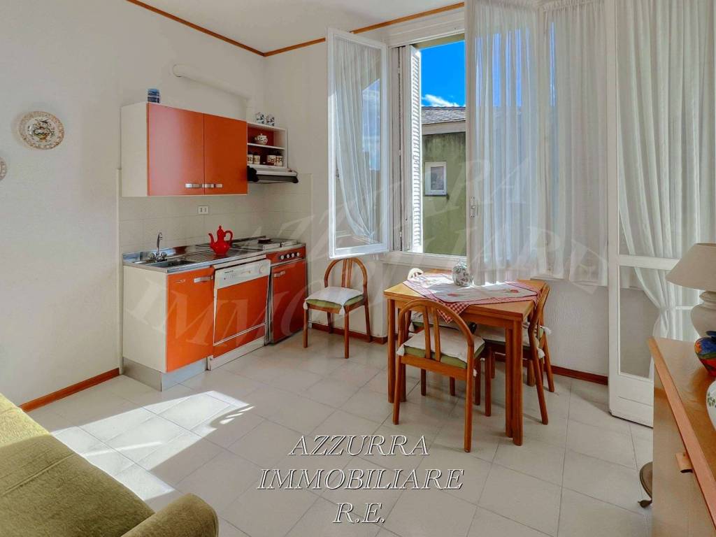 Appartamento a Varazze in Via degli Oleandri - Foto 4
