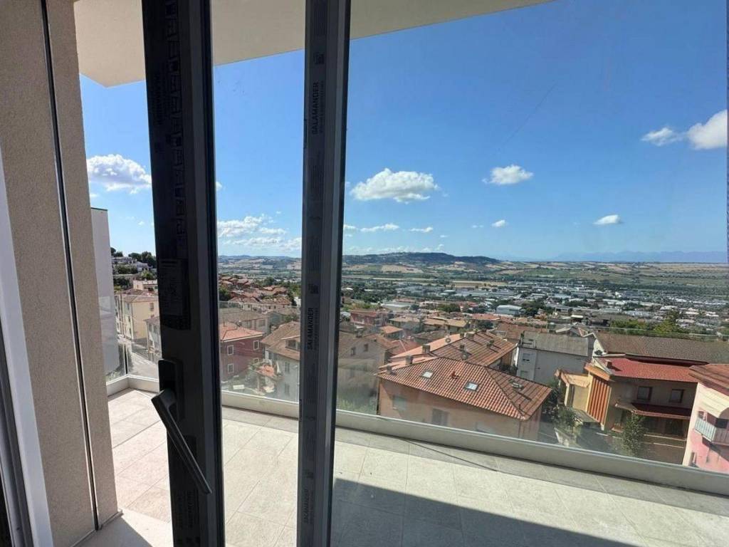 Appartamento a Castelfidardo in VIA IV NOVEMBRE - Foto 3