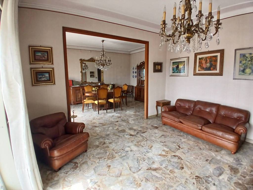 Appartamento a Sant'agata li battiati in Via Luigi Einaudi - Foto 5