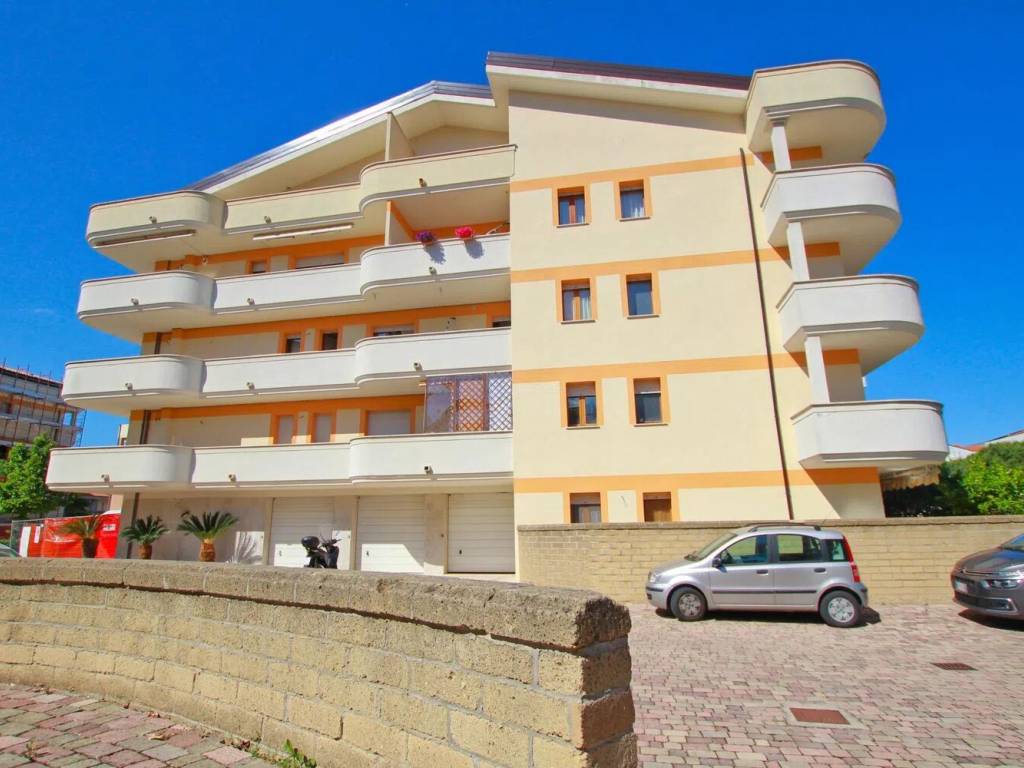 Appartamento a Francavilla al mare in Via Alessandro Cicognini, 20 - Foto 2